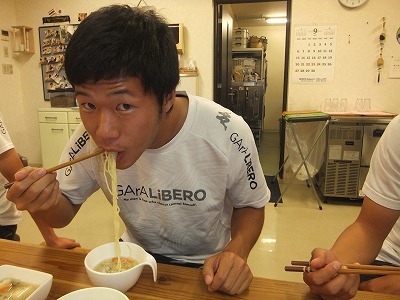 ゴメスくんとラーメン。
