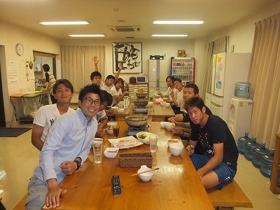 みんなで鍋パーティ。