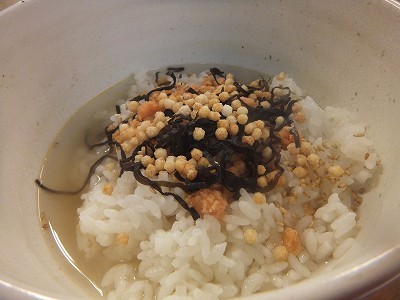 鮭茶漬け。
