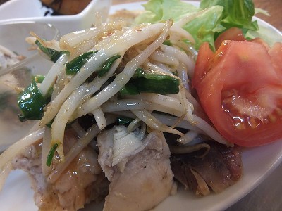 鶏もも肉のジンジャーソース。