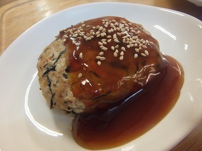 ひじきのお豆腐バーグ。