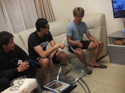 ソンユンガとキムくん。