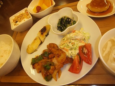 よるごはん。