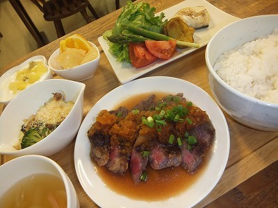 よるごはん。