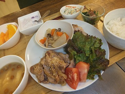 よるごはん。
