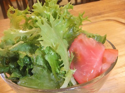 サラダ。