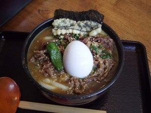 にくたまごうどん