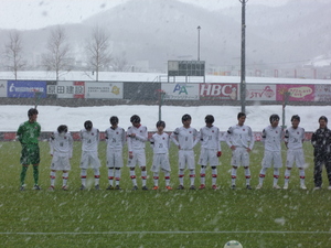雪が…