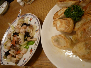 エビぷりぷり炒め＆餃子