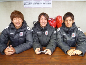 その笑顔を次は試合で見せてねｗ