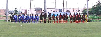 試合開始
