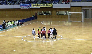 試合開始