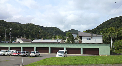 背後の沢