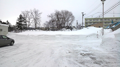 駐車場は除雪する