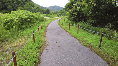 線路は続くよ