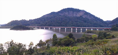 山・川・橋