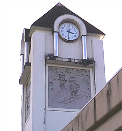 現在時刻は11時28分