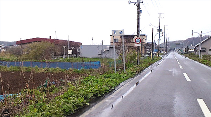 交番の隣の隣