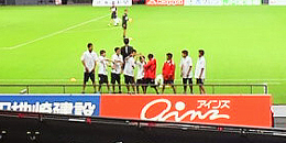 次の試合ではボールパーソンをやってもらおう