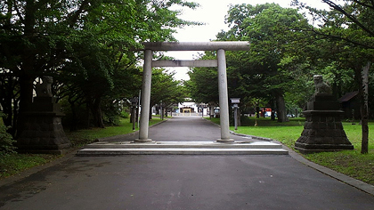 真ん中を通ってはイケナイ