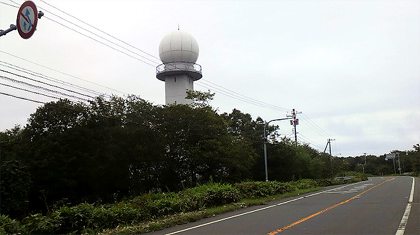 こっちからは上り坂