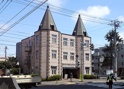 遊園地のお城みたい