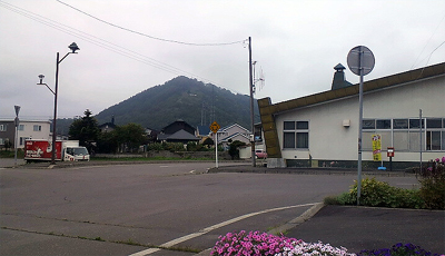 大丸デパートの山ではない