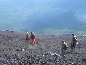下山