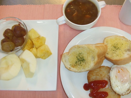 サクッとな。カレースープに浸して食べて