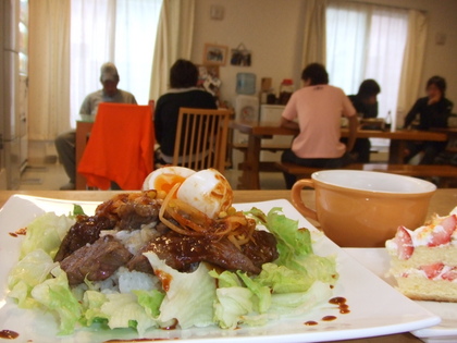 匂いにつられるやきにくにくにく