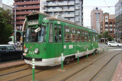 古い車両も多い