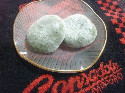 甘い草餅