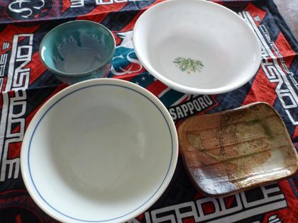 同じ空の食器