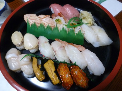 銀の皿