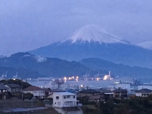 1510998063-IMG_7568.JPG
