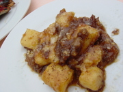 えりも短角牛の煮込み。