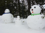 雪だるま親子。